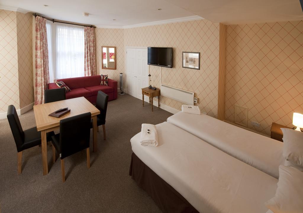 Astons Apartments London Rum bild